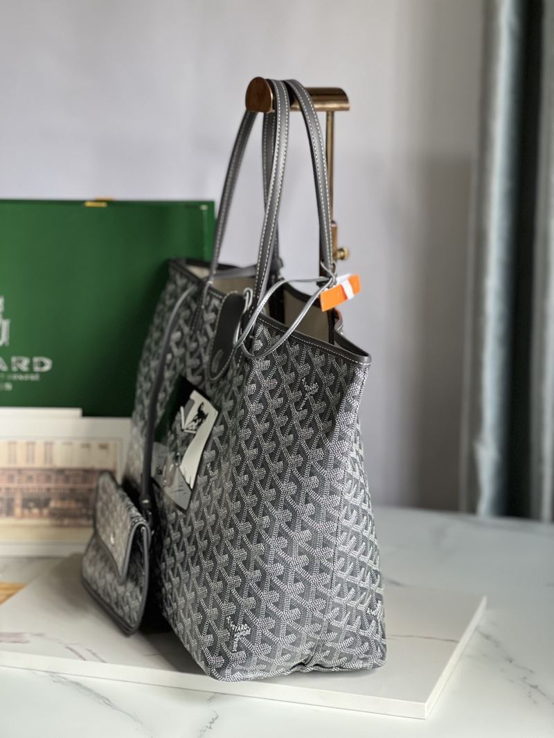 Goyard Shopping Bags